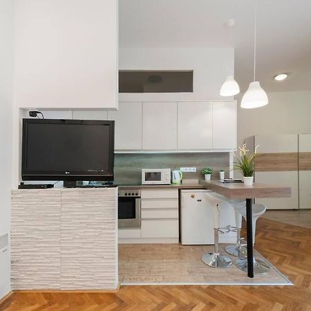 Szent Istvan Ter 4 Next To Basilica A 1 Bedroom Budapešť Exteriér fotografie